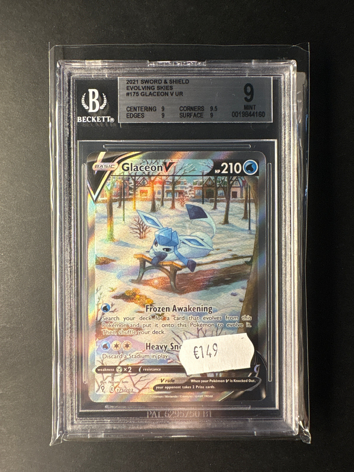 Pokémon evolving skies 175/203 Glaceon V BGS 9